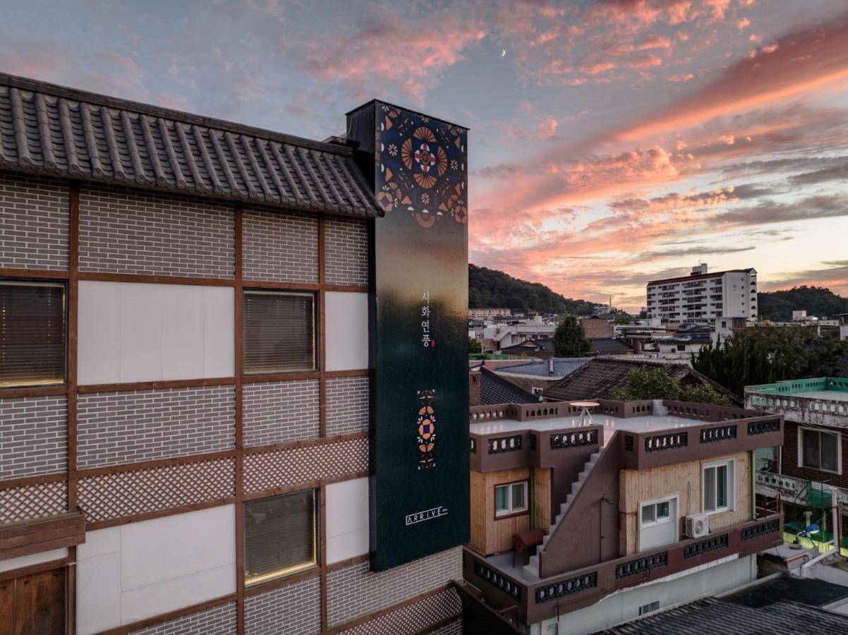 Hotelarrive Jeonju Sihwayeonpung Екстер'єр фото