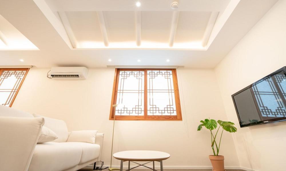 Hotelarrive Jeonju Sihwayeonpung Екстер'єр фото